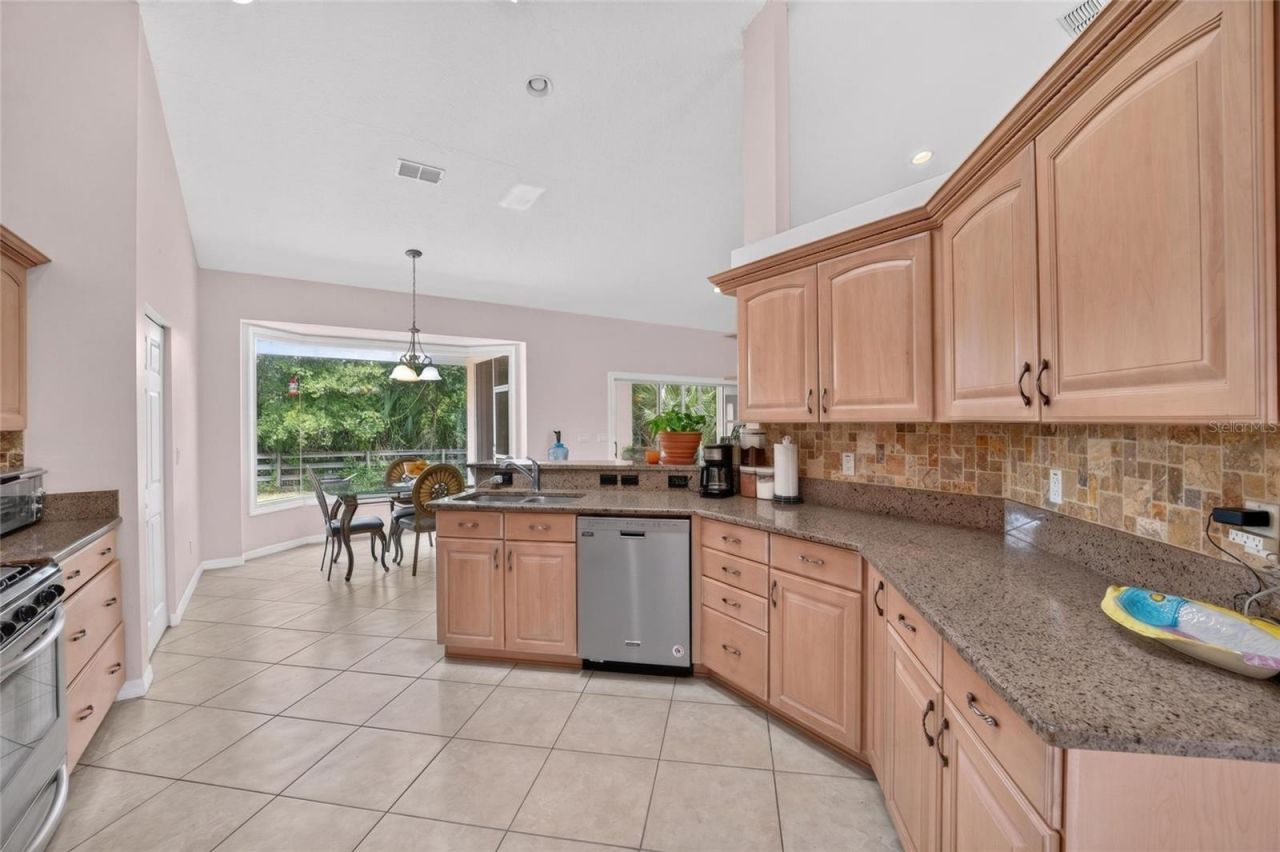 19040 NW 88th Avenue Road, Reddick, FL 32686 Photo
