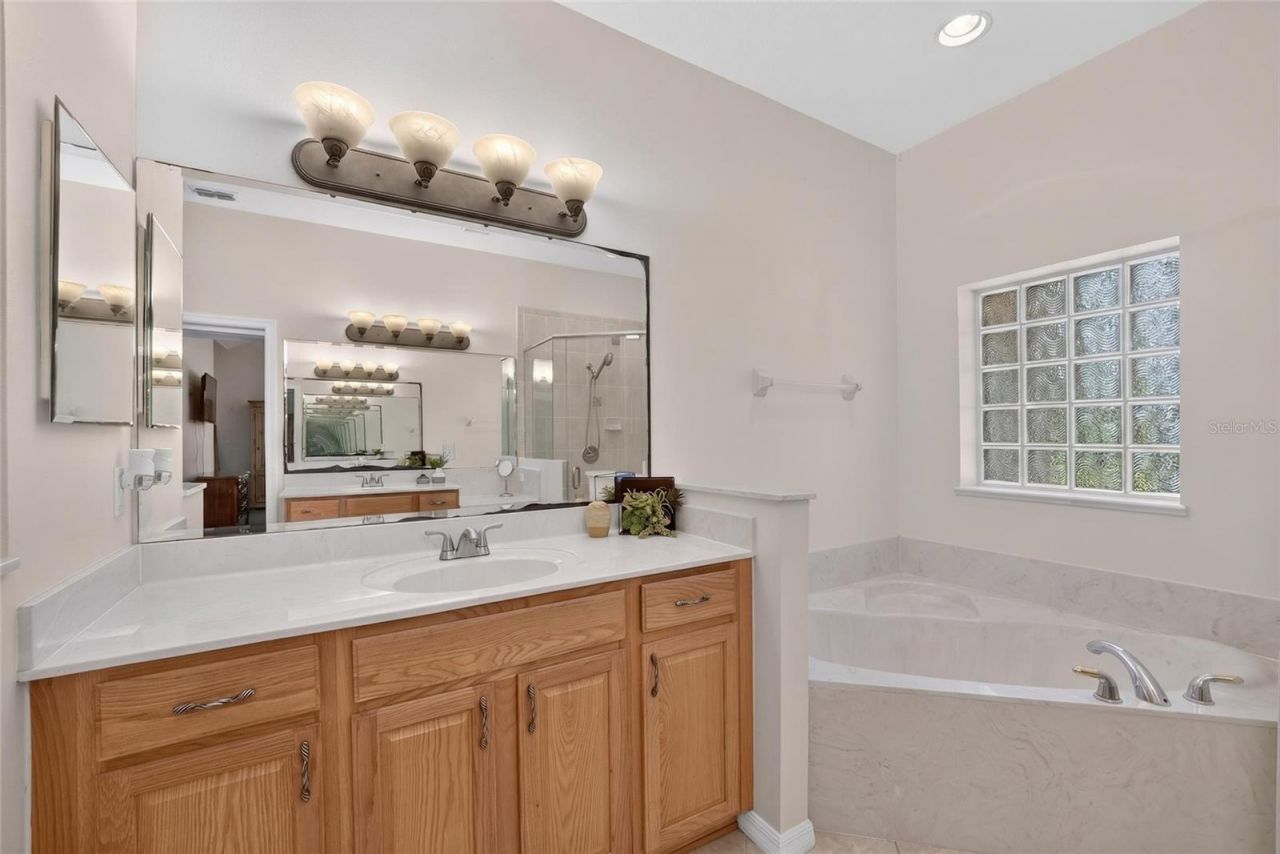 19040 NW 88th Avenue Road, Reddick, FL 32686 Photo