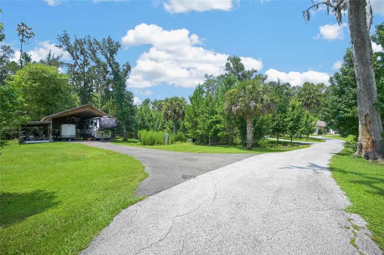 19040 NW 88th Avenue Road, Reddick, FL 32686 Photo