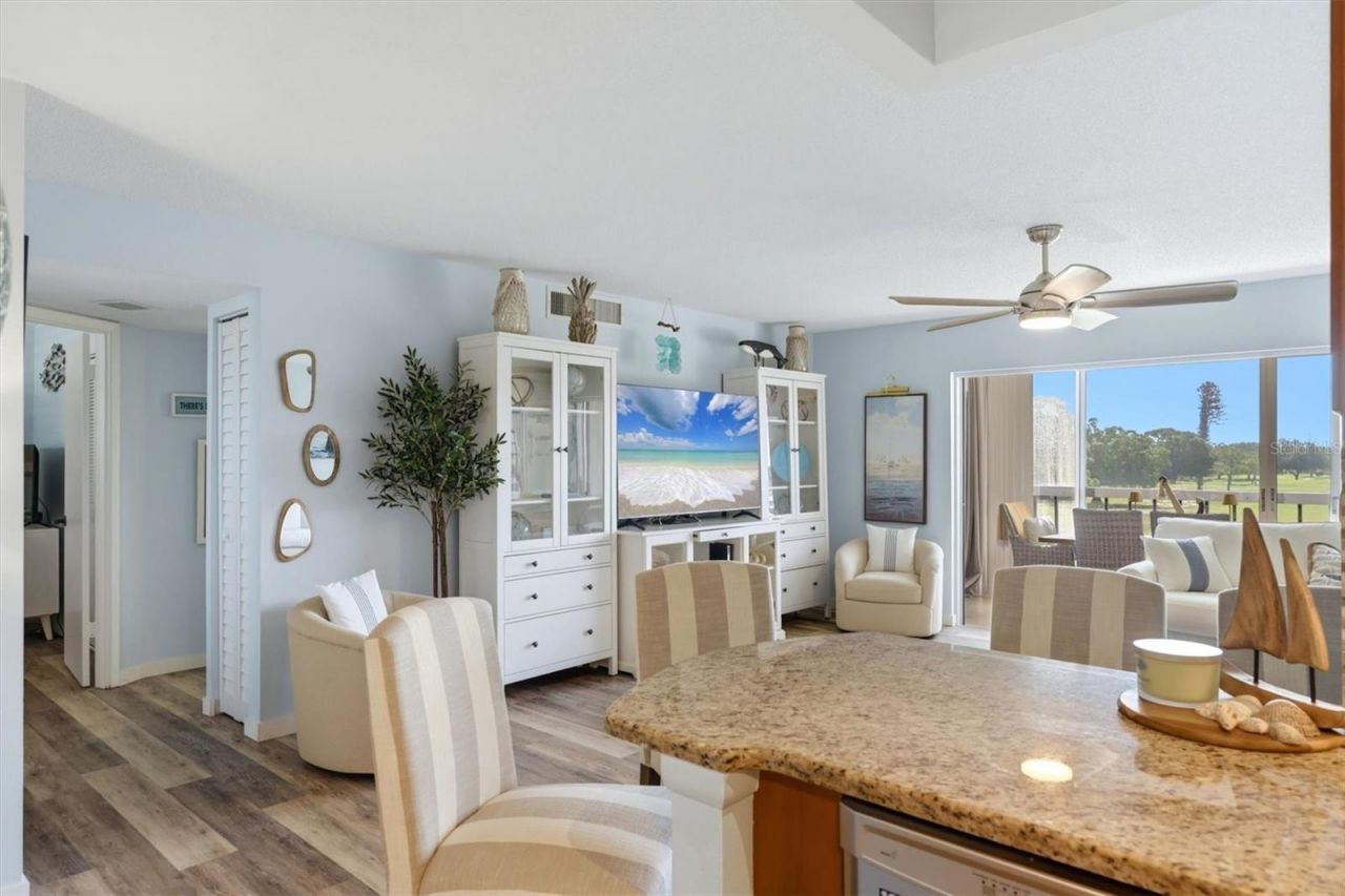 4040 Ironwood Circle, Unit 304F, Bradenton, FL 34209 Photo