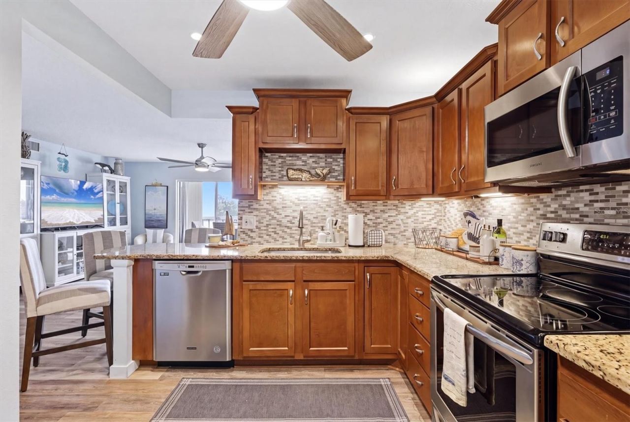 4040 Ironwood Circle, Unit 304F, Bradenton, FL 34209 Photo