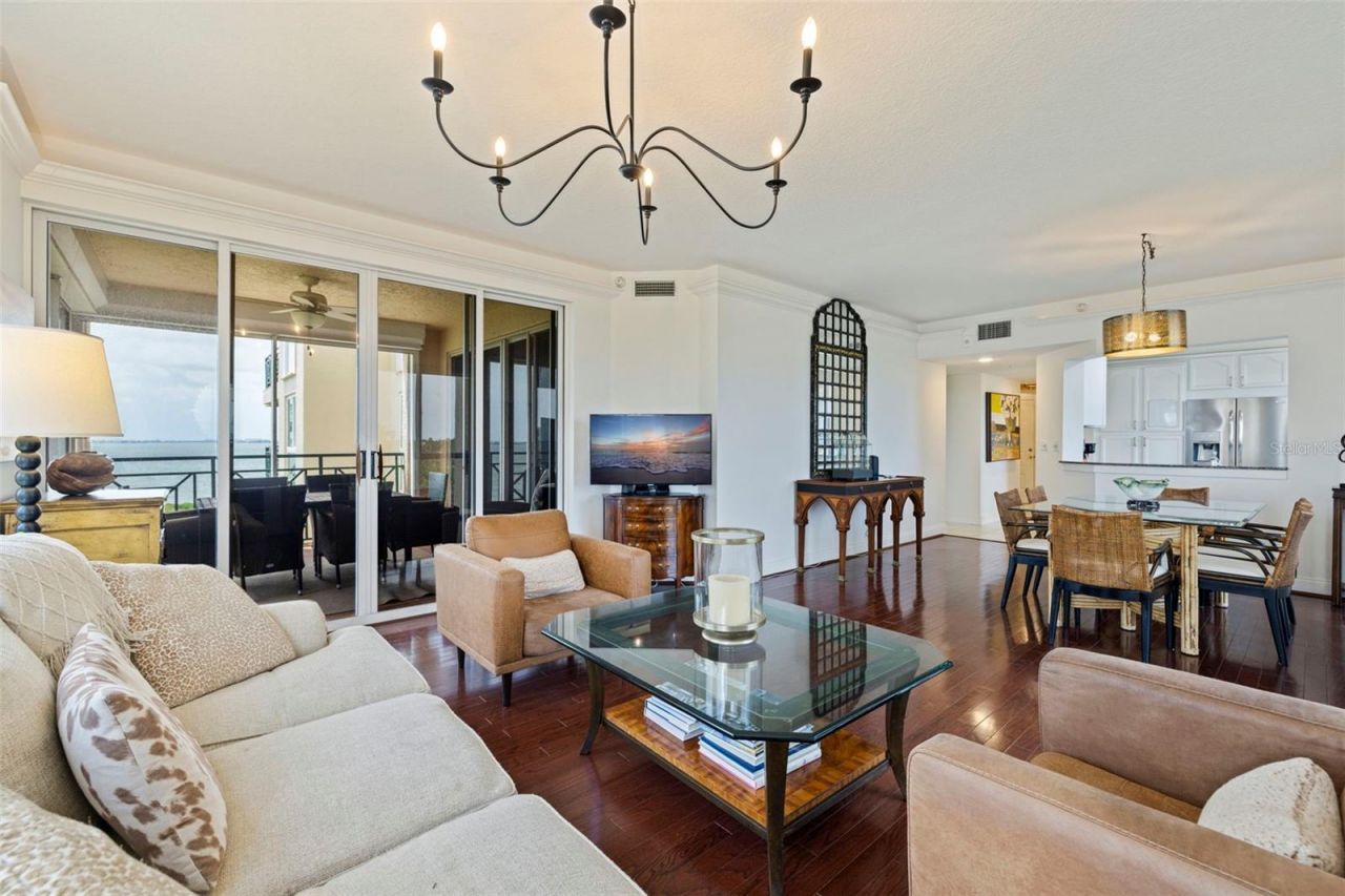4737 Dolphin Cay Lane S, Unit 401, Saint Petersburg, FL 33711 Photo