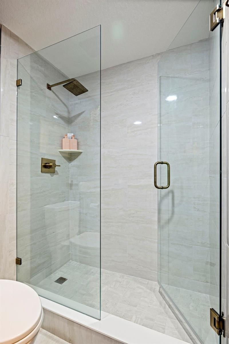 4737 Dolphin Cay Lane S, Unit 401, Saint Petersburg, FL 33711 Photo