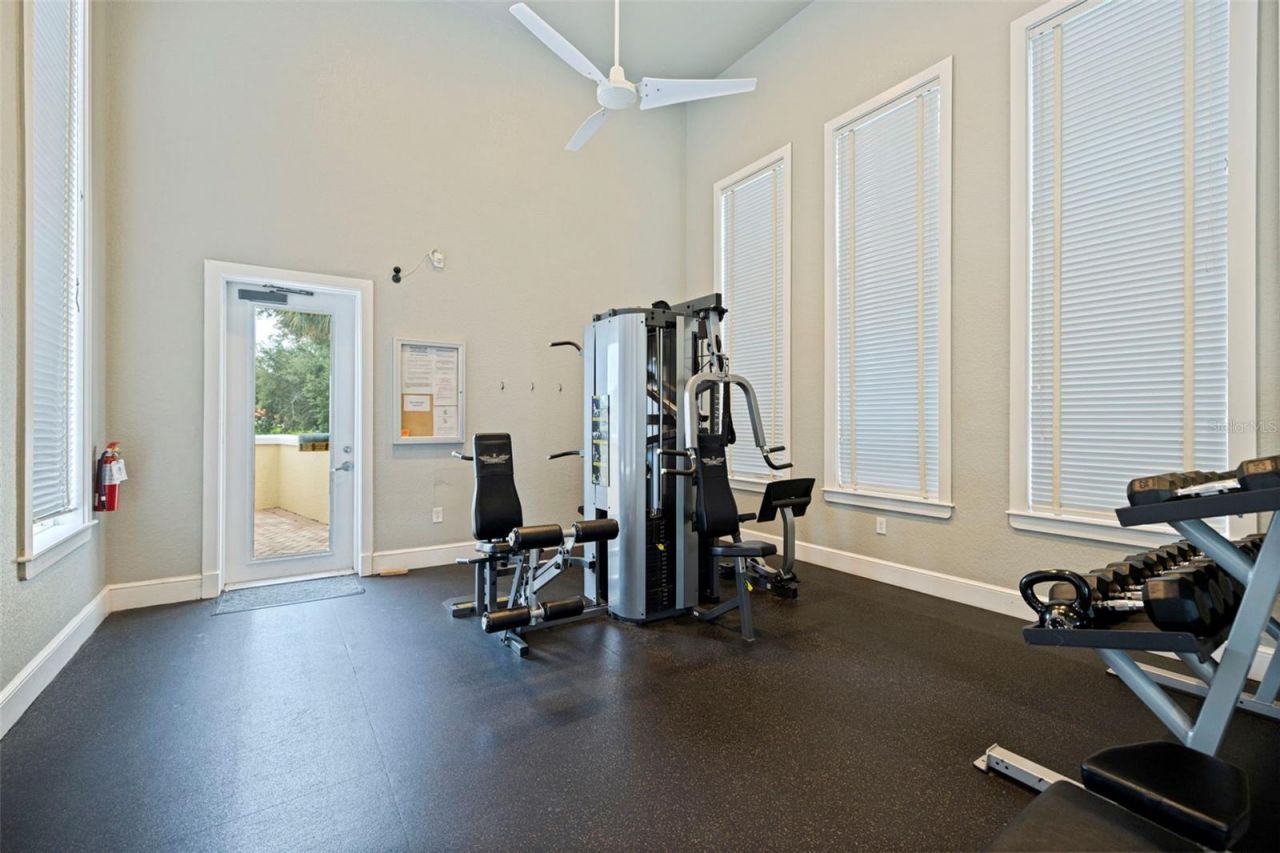 4737 Dolphin Cay Lane S, Unit 401, Saint Petersburg, FL 33711 Photo