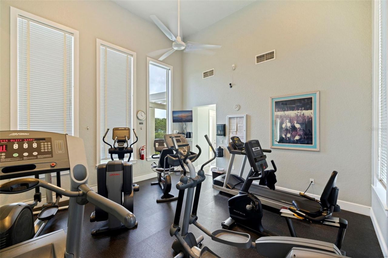 4737 Dolphin Cay Lane S, Unit 401, Saint Petersburg, FL 33711 Photo