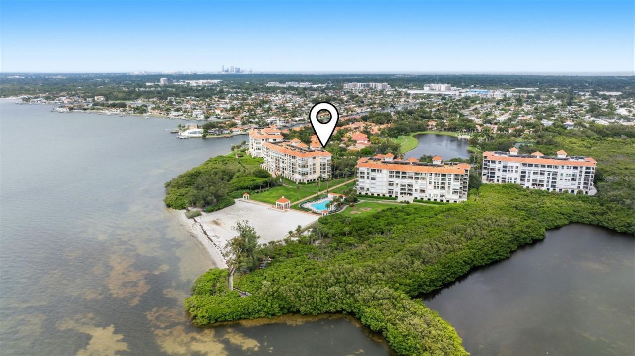 4737 Dolphin Cay Lane S, Unit 401, Saint Petersburg, FL 33711 Photo