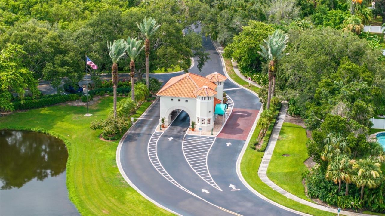 4737 Dolphin Cay Lane S, Unit 401, Saint Petersburg, FL 33711 Photo