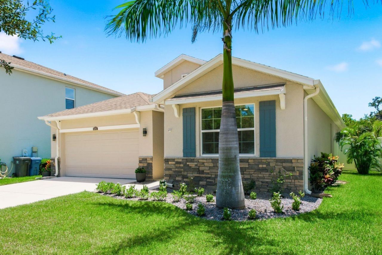 8216 Praise Drive, Tampa, FL 33625 Photo