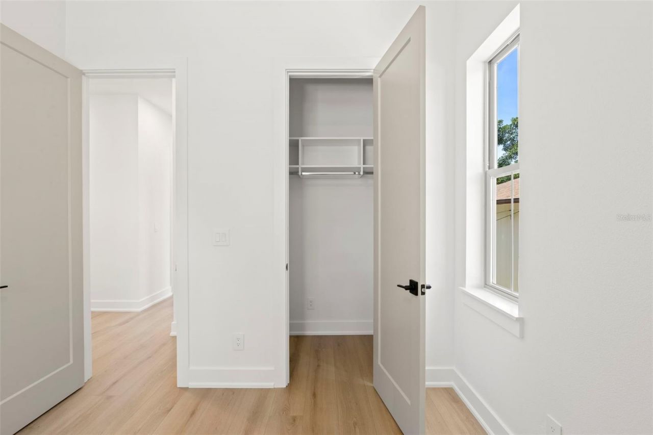 1858 Mississippi Avenue Ne, Saint Petersburg, FL 33703 Photo
