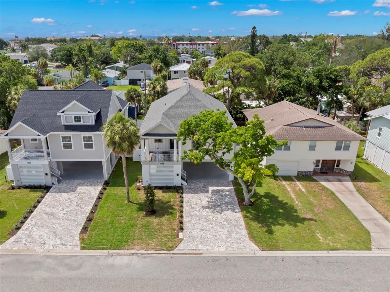 1858 Mississippi Avenue Ne, Saint Petersburg, FL 33703 Photo