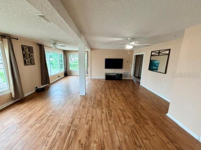 420 53rd Avenue E, Bradenton, FL 34203 Photo
