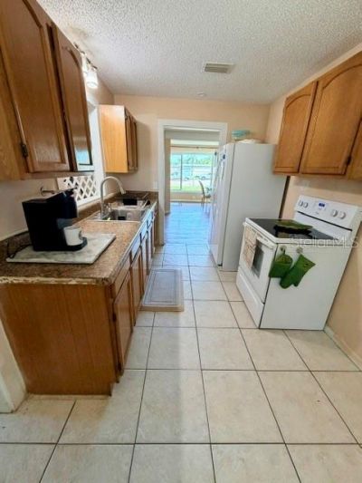 420 53rd Avenue E, Bradenton, FL 34203 Photo