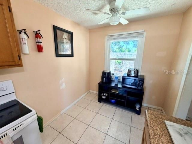 420 53rd Avenue E, Bradenton, FL 34203 Photo