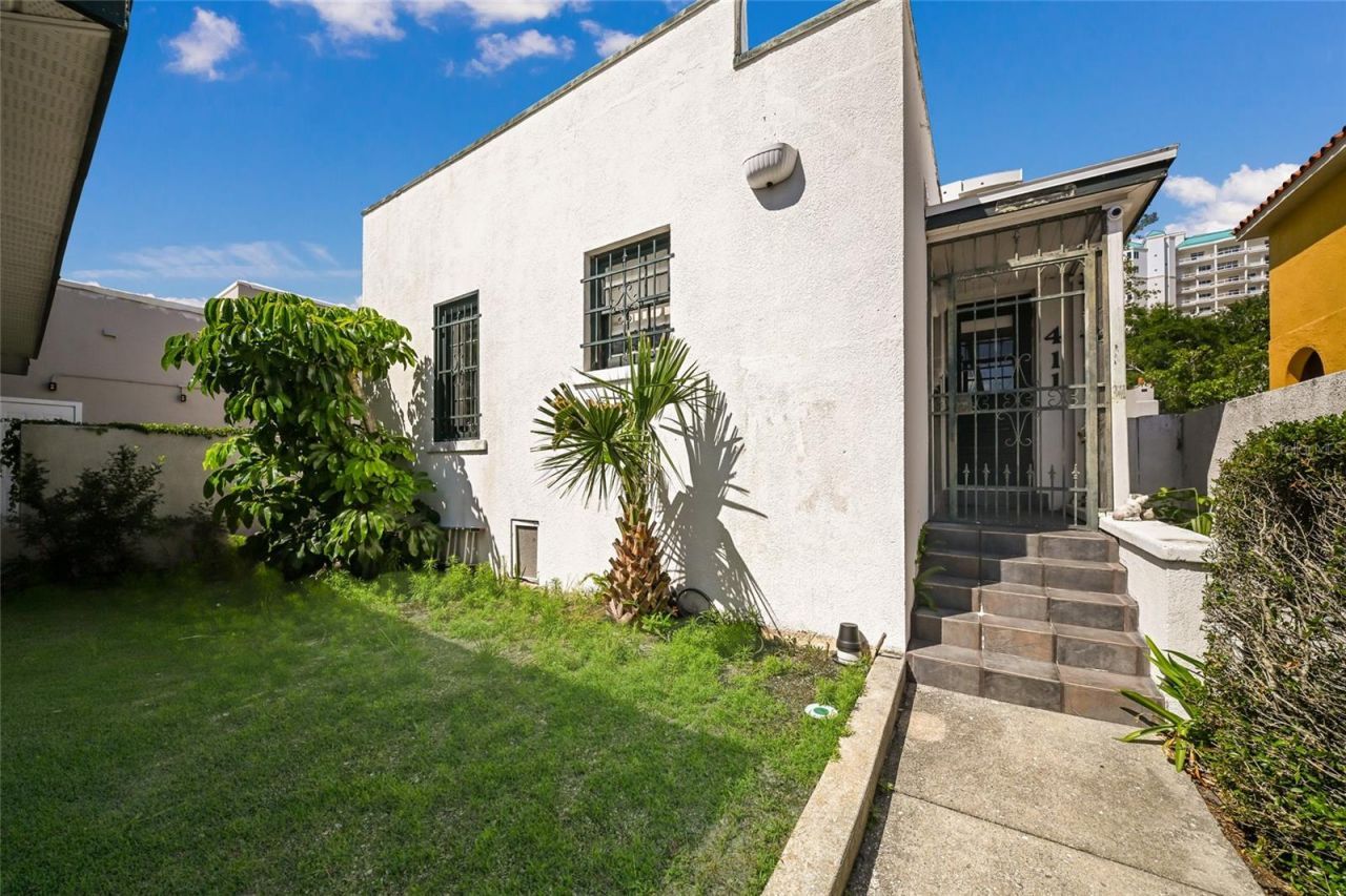 411 Burns Court, Sarasota, FL 34236 Photo