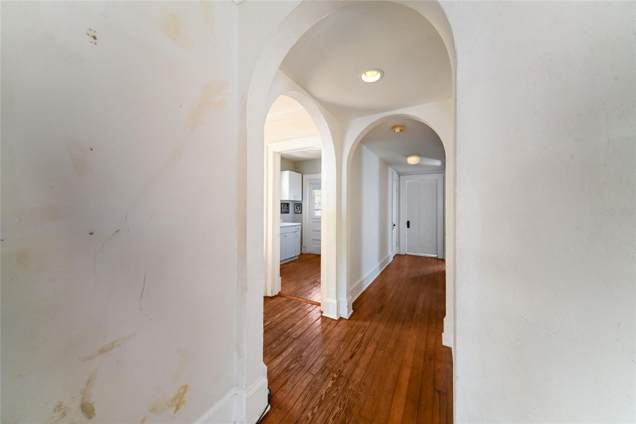 411 Burns Court, Sarasota, FL 34236 Photo