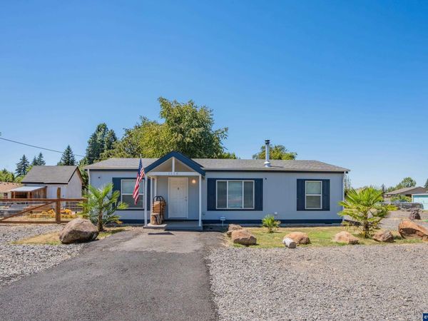 1110 26th Av, Sweet Home, OR 97386
