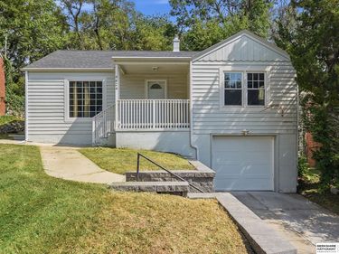4824 Pratt Street, Omaha, NE 68104