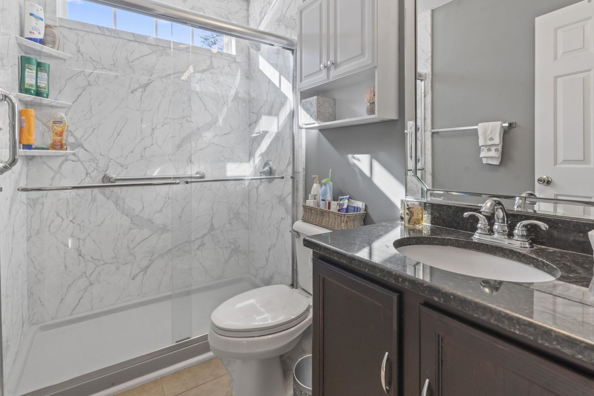 6009 Mossy Oaks Dr. Photo 14