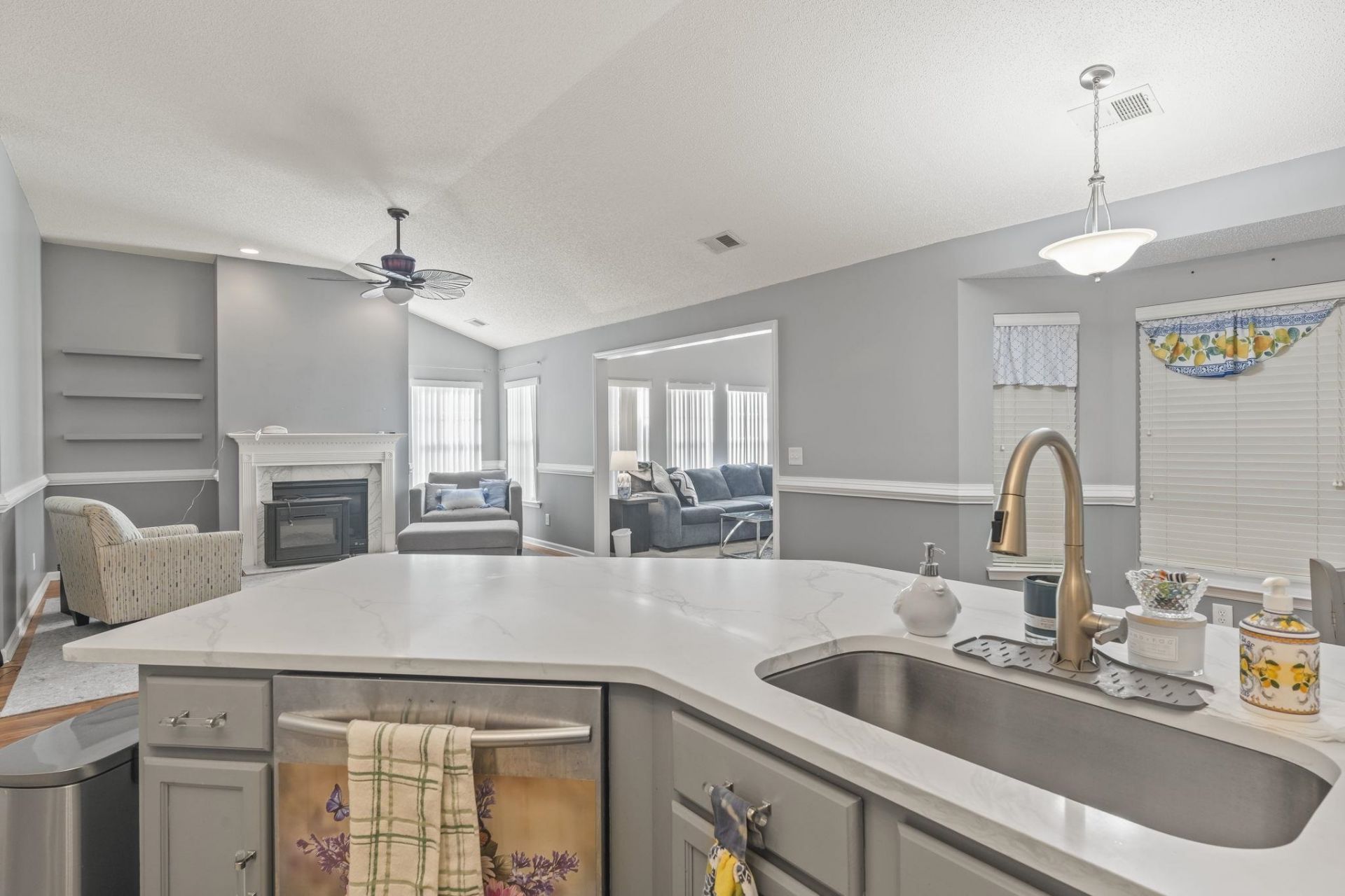 6009 Mossy Oaks Dr. Photo 29
