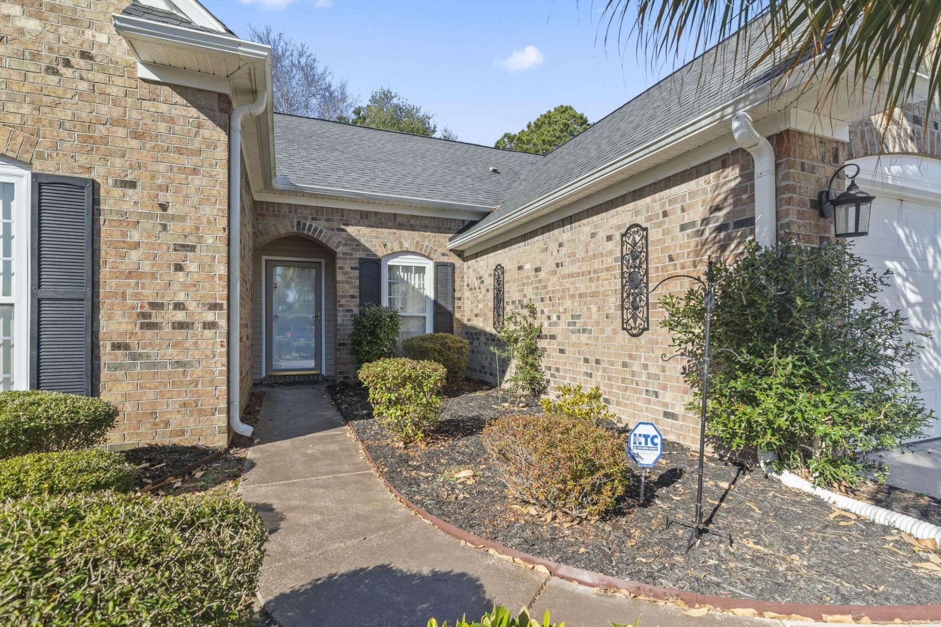 6009 Mossy Oaks Dr. Photo 43