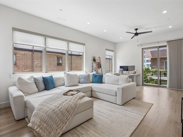 13900 Noel Road, Unit 301, Dallas, TX 75240