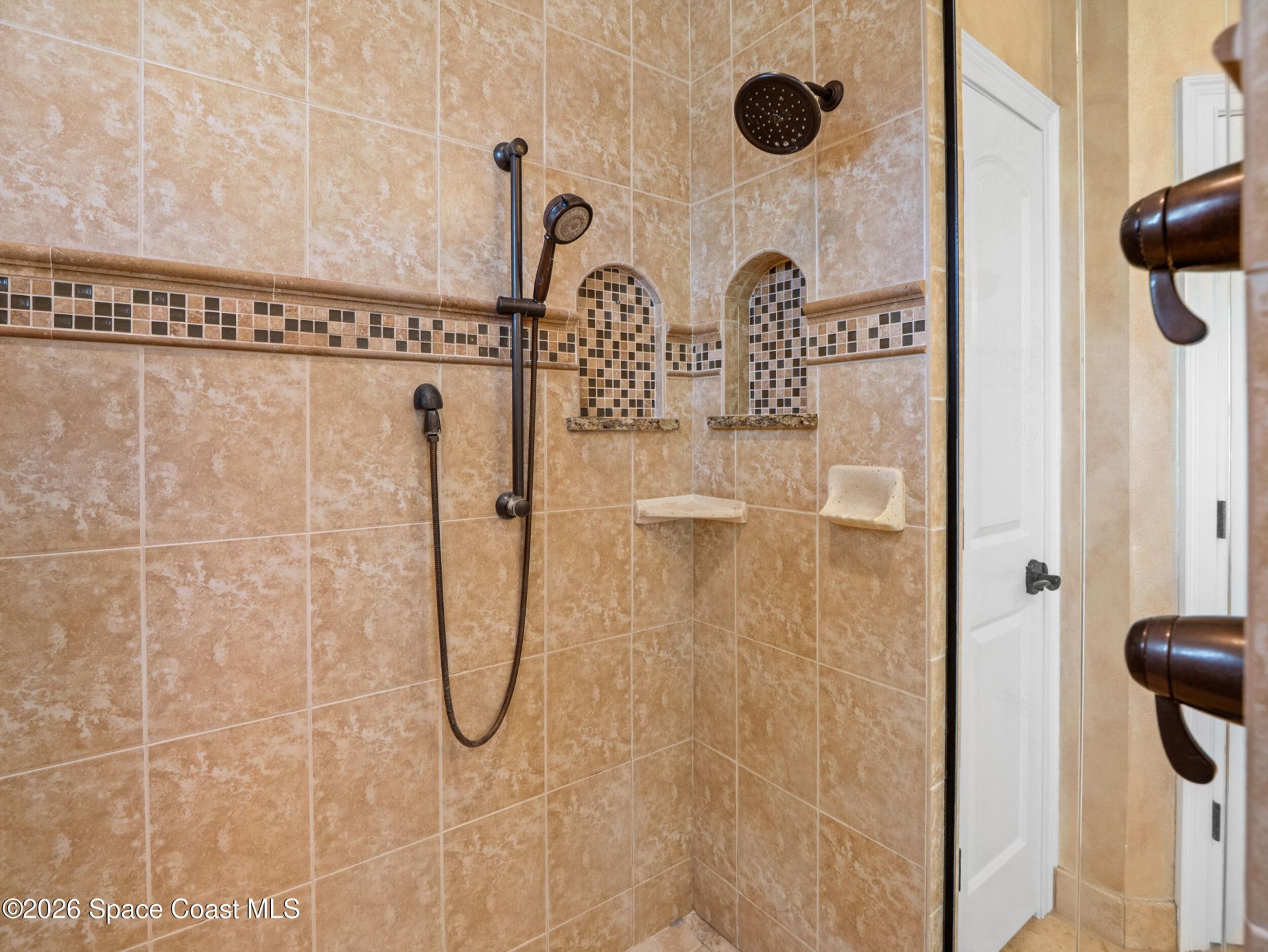 992 Balmoral Way, Melbourne, FL 32940 Photo