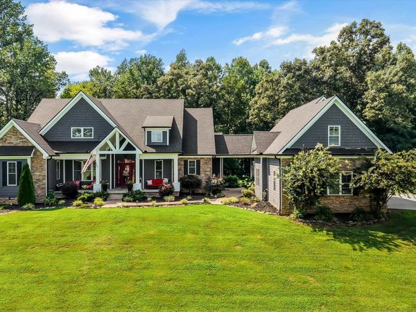 7876 Hines Valley Rd Rd, Lenoir City, TN 37771