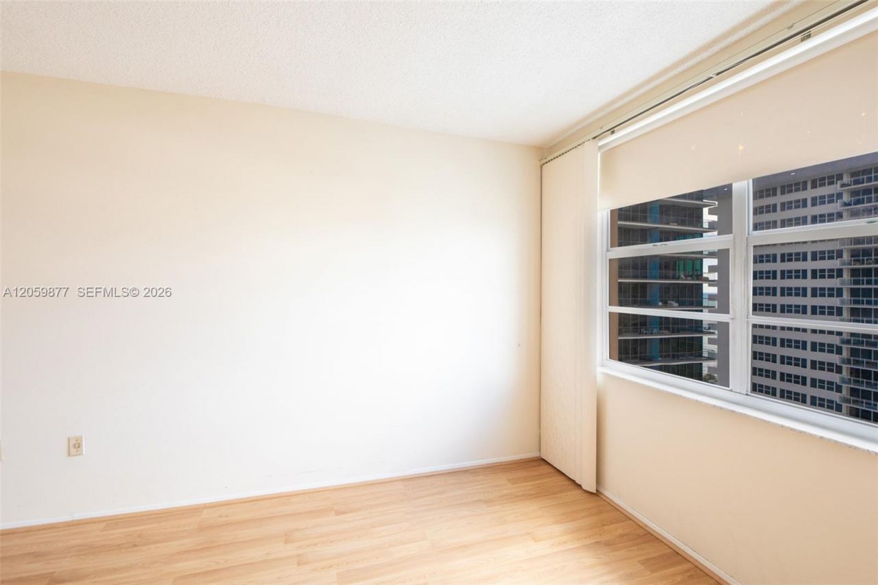 1980 S Ocean Dr, Unit 16A, Hallandale Beach, FL 33009 Photo