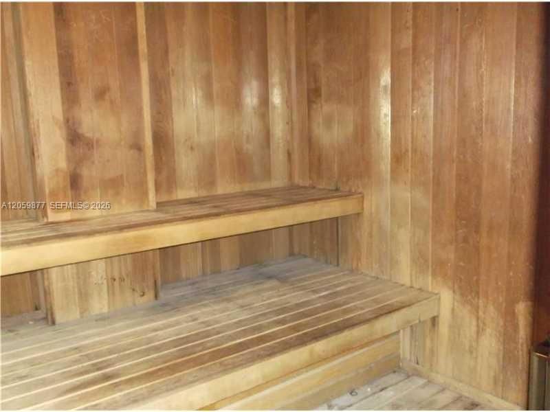 1980 S Ocean Dr, Unit 16A, Hallandale Beach, FL 33009 Photo