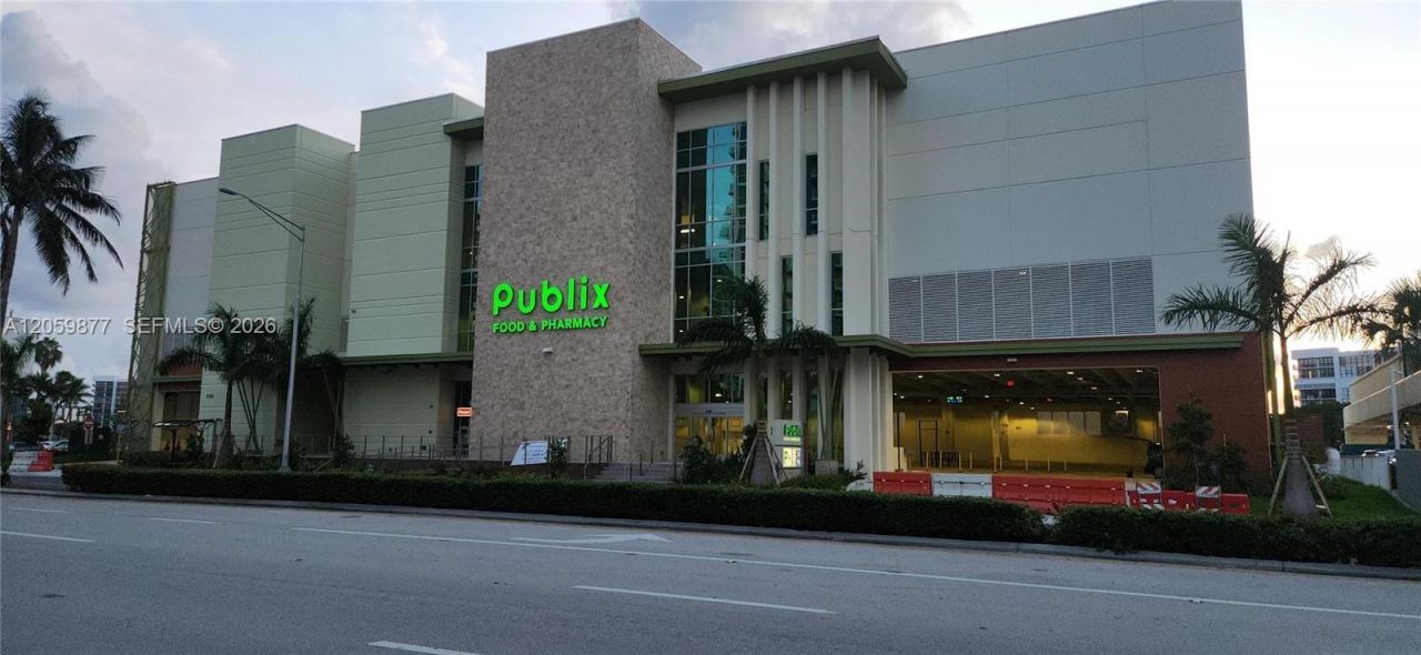 1980 S Ocean Dr, Unit 16A, Hallandale Beach, FL 33009 Photo