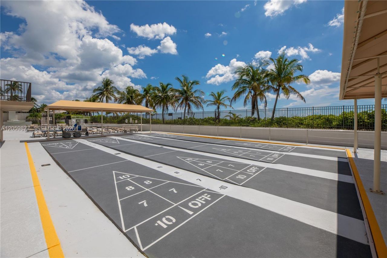 1980 S Ocean Dr, Unit 16A, Hallandale Beach, FL 33009 Photo