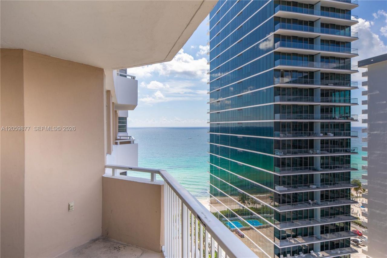 1980 S Ocean Dr, Unit 16A, Hallandale Beach, FL 33009 Photo