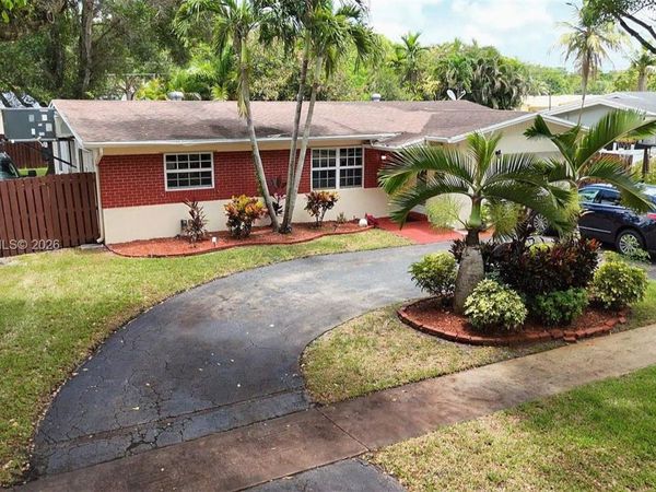 5122 SW 92nd Ter , Cooper City, FL 33328