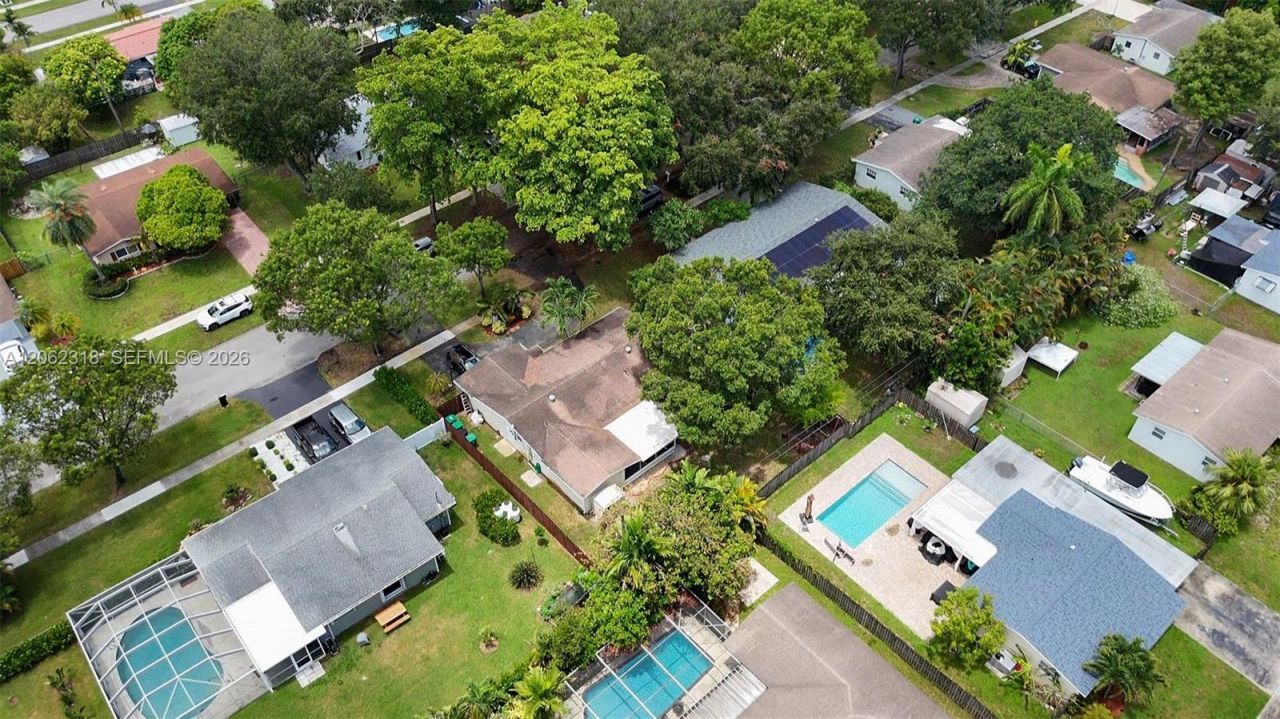 5122 SW 92nd Ter, Cooper City, FL 33328 Photo