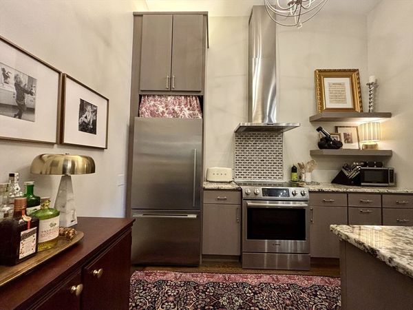 403 Commonwealth, Unit 2F, Boston, MA 02215