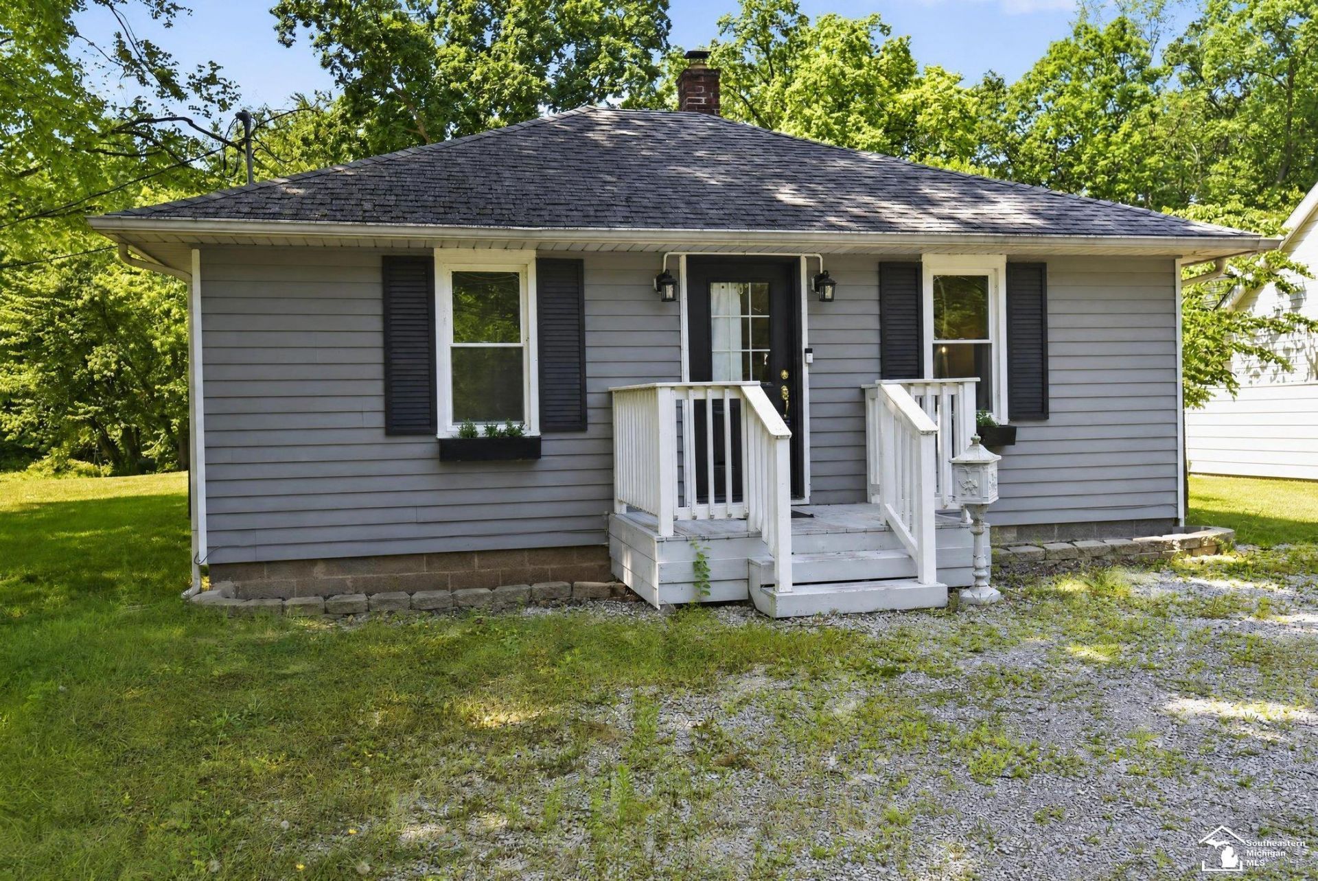7871 Summerfield Road, Lambertville, MI 48144 Main Photo