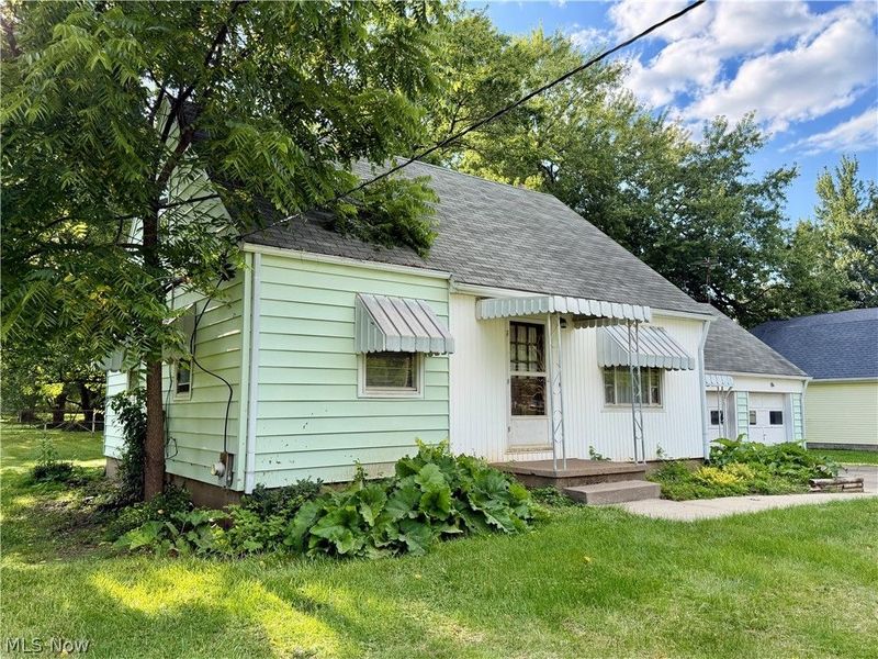 4111 Broadway Avenue NE, Louisville, OH 44641 Photo 12