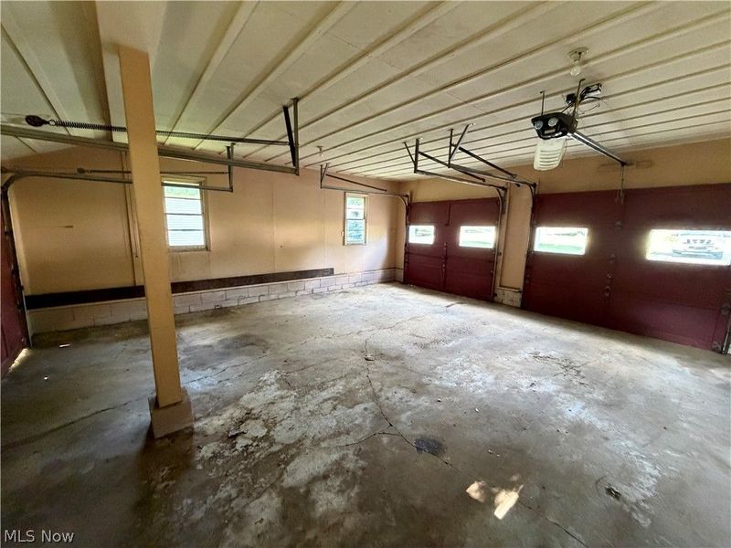 4111 Broadway Avenue NE, Louisville, OH 44641 Photo 33