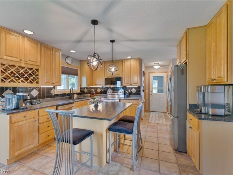 4200 W Candy Apple Court, New Middletown, OH 44442 Photo 7