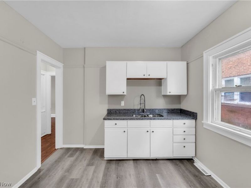 3746 W 140th Street , Cleveland, OH 44111 Photo 11