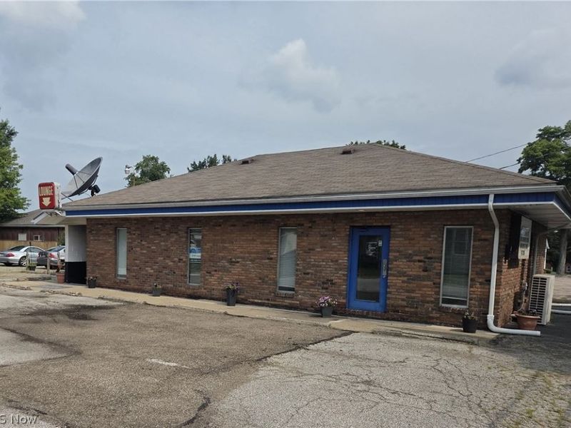 70 S Cleveland Avenue , Mogadore, OH 44260 Photo 17
