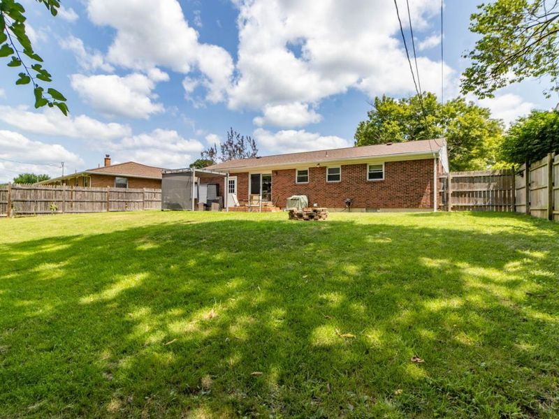 111 Crowthers Drive, Hamilton, OH 45013 Photo 28