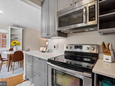 1734 W ABINGDON DRIVE, Unit 201, ALEXANDRIA, VA 22314