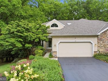 131 PIQUA CIRCLE, Unit 31, BERWYN, PA 19312
