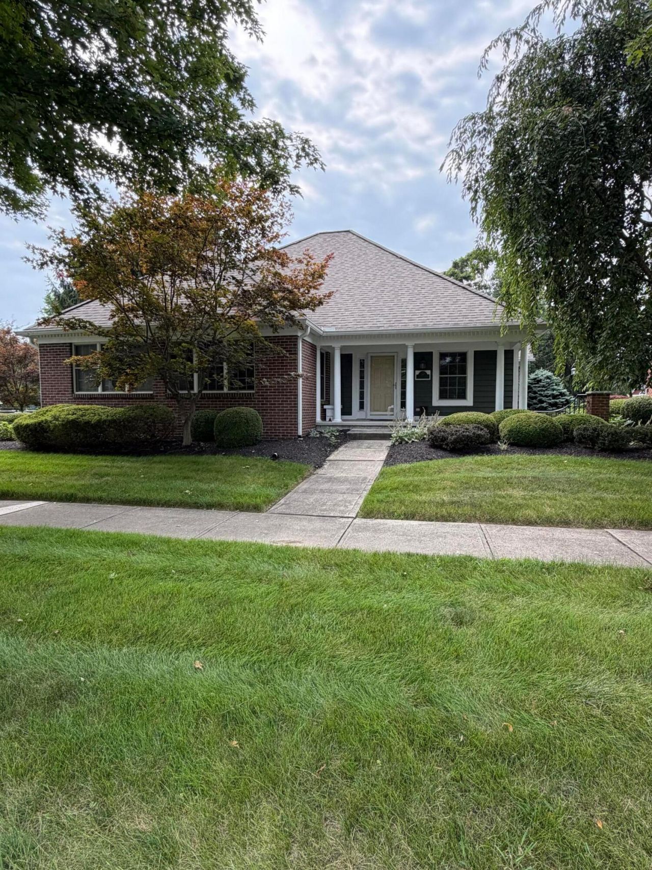 107 Colomen Gwen Circle , Granville, OH 43023 Main Photo