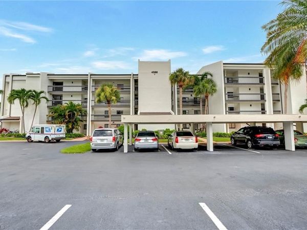 4586 Trawler CT, Unit 304, FORT MYERS, FL 33919