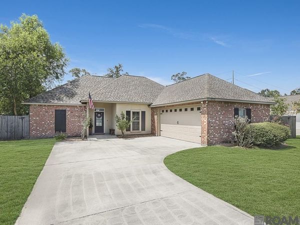 12712 Jaden Dr, Walker, LA 70785
