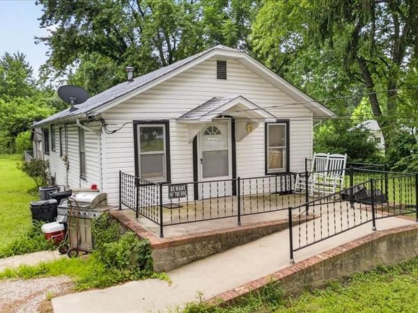 1036 Hollywood Heights Road , Caseyville, IL 62232