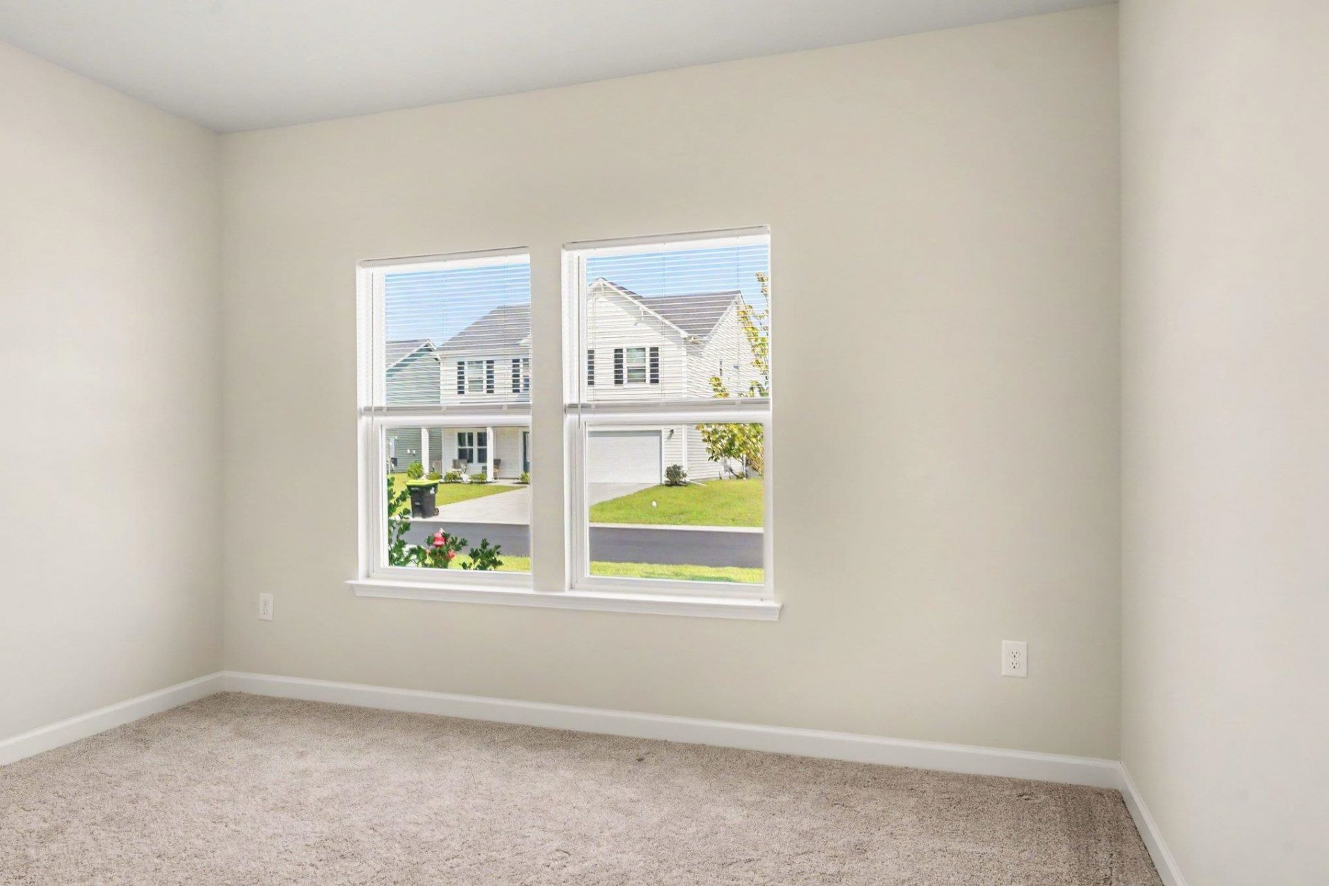 3084 Palma Way Photo 17