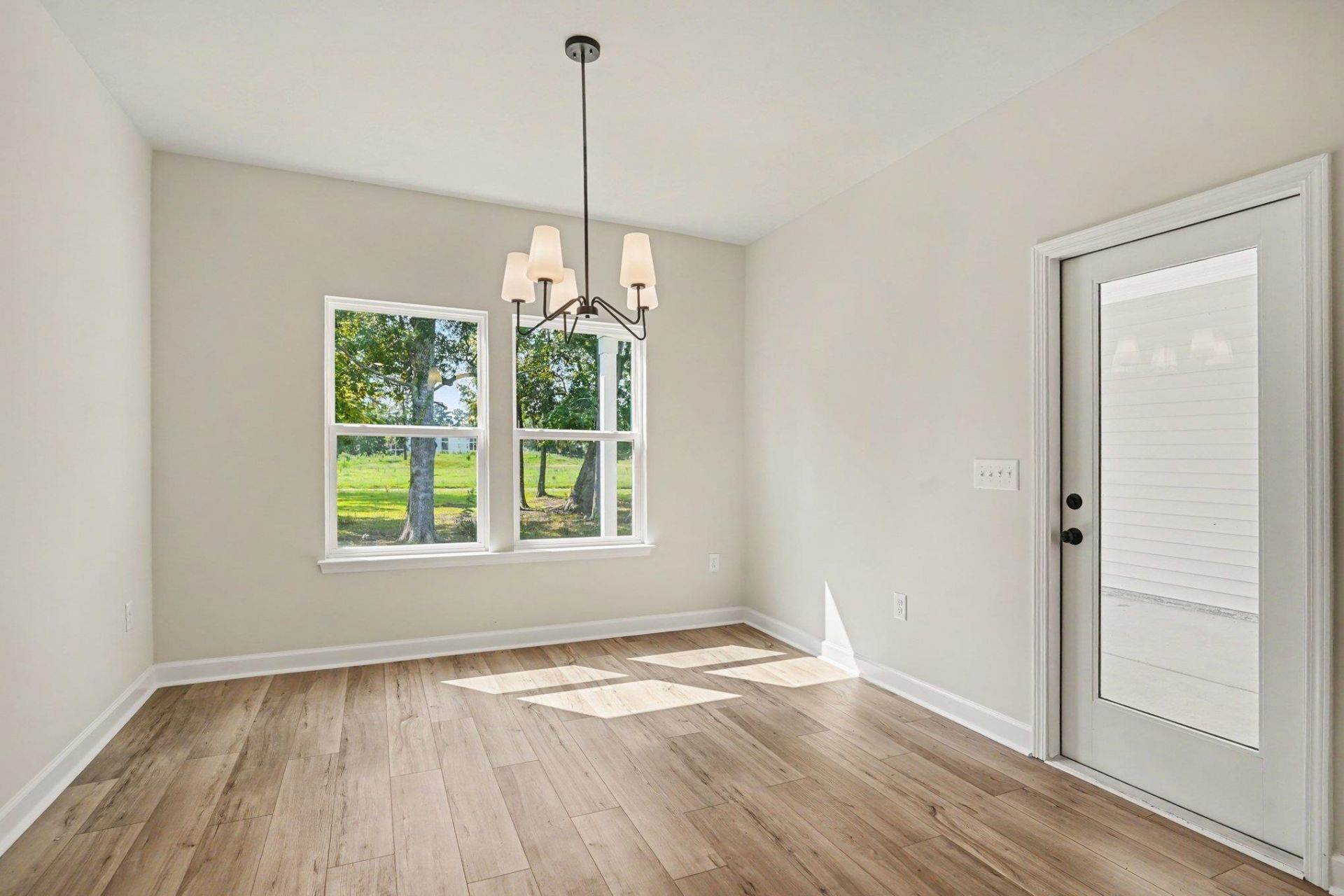 3084 Palma Way Photo 8